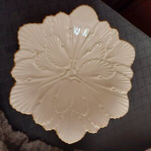 Lenox porcelain arbor Pedestal footed Candy bowl Compote dish Leaf Gold trim